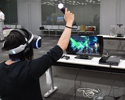 画像ギャラリー No.004のサムネイル画像 / 少女の“存在感”に驚く「サマーレッスン」や,怖すぎて目を閉じたくなる「Kitchen」など,「Project Morpheus」体験会で確認できたデモをレポート