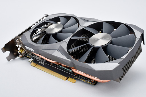 GTX 1080搭載なのにカード長は約21cm。「ZOTAC GeForce GTX 1080 Mini