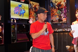 画像集#048のサムネイル/「ガイストクラッシャーゴッド」の発売記念イベント「メディア対抗!!ゴッドクラッシュ作戦!!」が開催。リニューアルされたコラボメニューも試食してきた