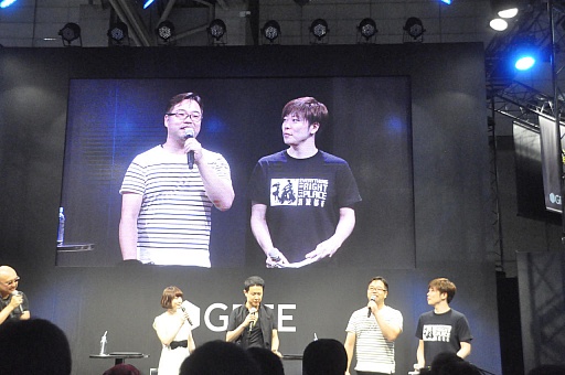 画像ギャラリー No.004のサムネイル画像 / タクヤ役の杉田智和さんとユキ役の花澤香菜さんが登場。トーク,アテレコ,DJプレイなどが行われた「消滅都市」のトークイベントをレポート