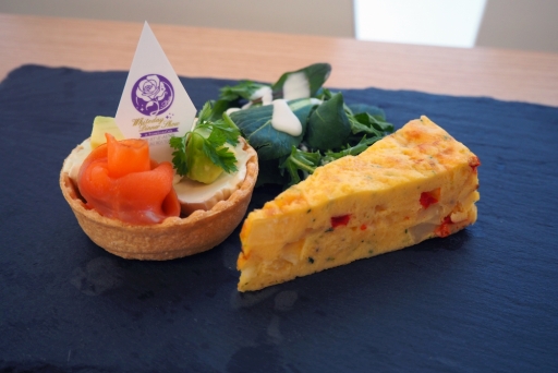 ���������꡼ No.010�Υ���ͥ������ / ���ե��Ȥ�����ꡤ��Ϥ�ե����쥹�ȥ�󡣡֥ץ�ѥ�פΥ���ܥ��ե��ֻ�����ҤӤ��ۥ磻�ȥǡ��ǥ��ʡ����硼�פ��ݡ���