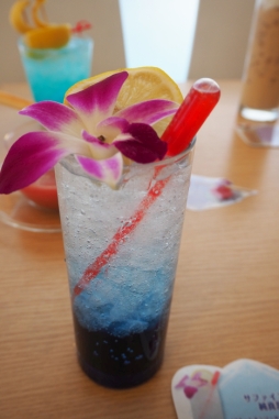 ���������꡼ No.017�Υ���ͥ������ / ���ե��Ȥ�����ꡤ��Ϥ�ե����쥹�ȥ�󡣡֥ץ�ѥ�פΥ���ܥ��ե��ֻ�����ҤӤ��ۥ磻�ȥǡ��ǥ��ʡ����硼�פ��ݡ���