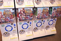 画像ギャラリー No.021のサムネイル画像 / 「白猫プロジェクト」のコラボカフェ「登校！ 茶熊学園」が7月14日に開店。グッズや特典盛りだくさんの店内を先駆けて紹介