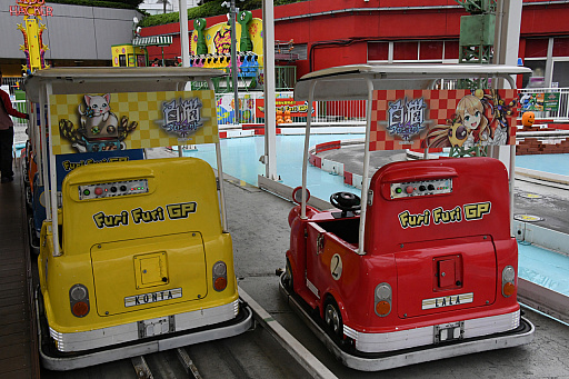 ���������꡼ No.009�Υ���ͥ������ / ����ǭ�ץ��������ȡפο͵�����饯����ã������ˡ��������������Ȥ���������ɡ��ॷ�ƥ����ȥ饯����󥺤ȤΥ���ܥ��٥�Ȥ˹ԤäƤ���