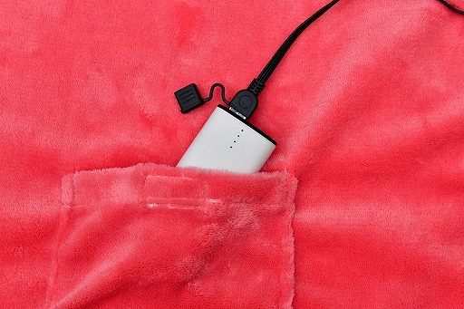 画像ギャラリー No.009のサムネイル画像 / 「白猫」「黒ウィズ」のあったかグッズ ,USBブランケットや加湿器が登場