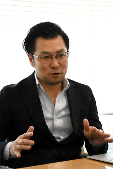 画像ギャラリー No.016のサムネイル画像 / 大ブームを巻き起こした「ポケモンカードゲーム」の魅力とは? 開発者とポニータ石井氏に話を聞いた