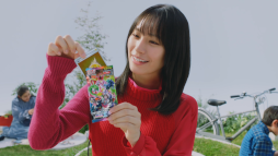 画像ギャラリー No.011のサムネイル画像 / 南沙良さんが出演するポケモンカードCM「それぞれの出会い」篇が本日公開