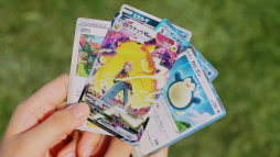 画像ギャラリー No.012のサムネイル画像 / 南沙良さんが出演するポケモンカードCM「それぞれの出会い」篇が本日公開