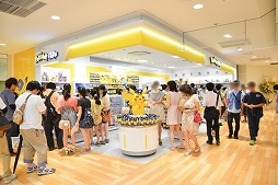 ポケモンストア アミュプラザ鹿児島店 が本日オープン 限定のぬいぐるみも