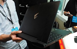 ꡼ No.008Υͥ / COMPUTEX13.93KGTX 870Mǥ奢M.2ܡƽ1.87kgGIGABYTEοޡΡPCʤʤ