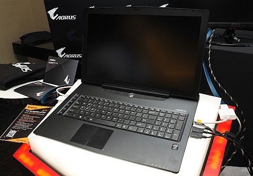 ꡼ No.009Υͥ / COMPUTEX13.93KGTX 870Mǥ奢M.2ܡƽ1.87kgGIGABYTEοޡΡPCʤʤ