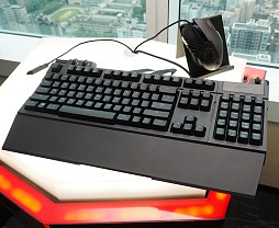 ꡼ No.014Υͥ / COMPUTEX13.93KGTX 870Mǥ奢M.2ܡƽ1.87kgGIGABYTEοޡΡPCʤʤ