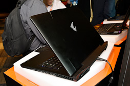 ꡼ No.012 | COMPUTEXϲŪʥǥʡȤžݡ GIGABYTEΡ֥եåܺѤ߳դեåܥå