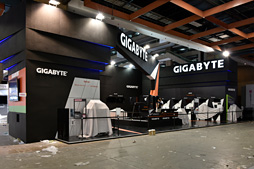 ꡼ No.002Υͥ / COMPUTEX̤ȯɽåץåȡX299ܤΥޥܡɤGIGABYTE֡ȯ
