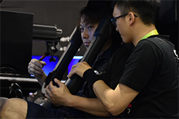 ꡼ No.009Υͥ / COMPUTEXϾ岼ˤ󤰤ưVRΤGIGABYTE֡θƤ