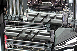 画像ギャラリー No.007のサムネイル画像 / GIGABYTE,X299チップセット採用のゲーマー向けマザーボード3製品を解説