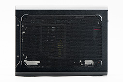 画像集 No.012のサムネイル画像 / 外付けグラフィックボックス「AORUS GTX 1080 Gaming Box」レビュー。Thunderbolt 3接続のGTX 1080はどれだけの3D性能をもたらすか