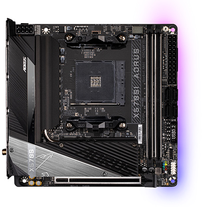 ���������꡼ No.003�Υ���ͥ������ / AMD X570��ܤΥ����ޡ�����Mini-ITX�ޥ�����GIGABYTE����