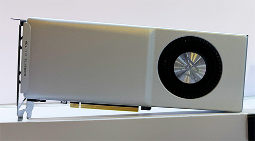 画像ギャラリー No.014のサムネイル画像 / パーツの付け外しや配線のしやすさに配慮した次世代CPU対応マザーボードをGIGABYTEが披露