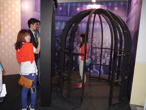 ������#005�Υ���ͥ���/��TGS 2014����������ॷ�祦2014�Ǥϡ֥��ޥ󥹥����ॳ���ʡ��פ�Ǯ��������ˡ����ʻ��÷����٥�Ȥ�Ÿ�����륵���ŻҤȥܥ�ơ����˥ߥ˥��󥿥ӥ塼