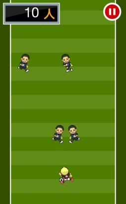 画像ギャラリー No.004のサムネイル画像 / ドリブルでごぼう抜き！　iOS向けアクションゲーム「サッカー少年K」を紹介する「（ほぼ）日刊スマホゲーム通信」第563回