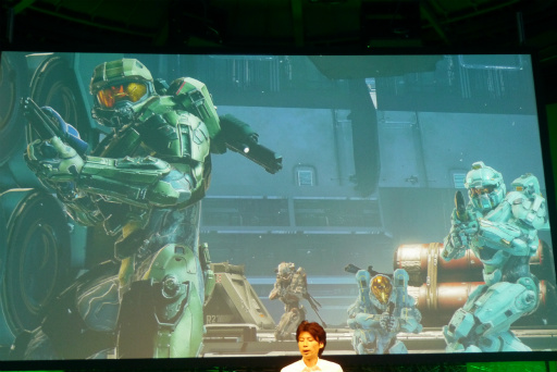 ꡼ No.009Υͥ / Xbox One EliteפȯRise of the Tomb Raiderפμµץ쥤ϪʤɡɤܤΡXbox One 紶պ 2015ȯɽݡ