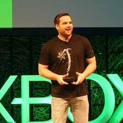 ꡼ No.013Υͥ / Xbox One EliteפȯRise of the Tomb Raiderפμµץ쥤ϪʤɡɤܤΡXbox One 紶պ 2015ȯɽݡ