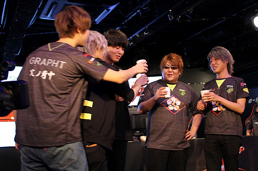 ���������꡼ No.012�Υ���ͥ������ / �ץ������ॹ�ȥ꡼�ޡ������������������2��ե���ߡ��ƥ��󥰥�ݡ��ȡ���ŷ����Ǥ�¿���Υե���ˬ�졤�ʥ����ޡ��֤ϤĤ�פ���β�����ȯɽ