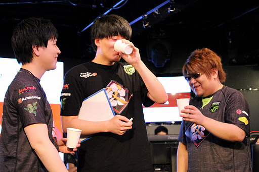 ���������꡼ No.015�Υ���ͥ������ / �ץ������ॹ�ȥ꡼�ޡ������������������2��ե���ߡ��ƥ��󥰥�ݡ��ȡ���ŷ����Ǥ�¿���Υե���ˬ�졤�ʥ����ޡ��֤ϤĤ�פ���β�����ȯɽ