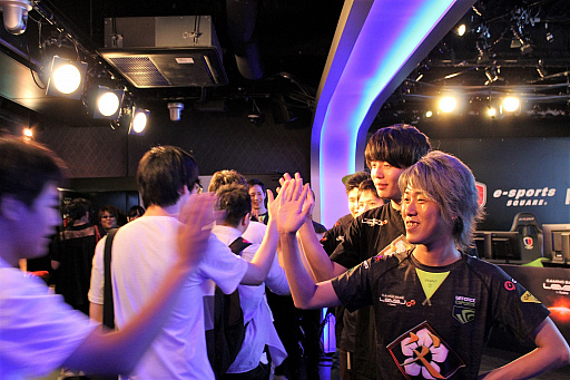 ���������꡼ No.018�Υ���ͥ������ / �ץ������ॹ�ȥ꡼�ޡ������������������2��ե���ߡ��ƥ��󥰥�ݡ��ȡ���ŷ����Ǥ�¿���Υե���ˬ�졤�ʥ����ޡ��֤ϤĤ�פ���β�����ȯɽ