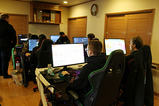 画像ギャラリー No.006のサムネイル画像 / 世界を代表するプロゲーマーチームFnaticの「レインボーシックスシージ」部門インタビュー。雰囲気づくりの秘訣は「メンバーと友達になること」