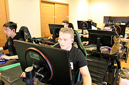 画像ギャラリー No.012のサムネイル画像 / 世界を代表するプロゲーマーチームFnaticの「レインボーシックスシージ」部門インタビュー。雰囲気づくりの秘訣は「メンバーと友達になること」