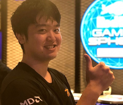 画像ギャラリー No.002のサムネイル画像 / インターネットカフェDiCEが「R6S」企業交流戦に協賛&参加