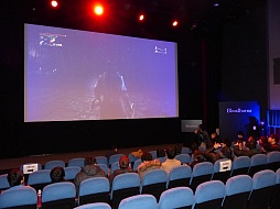 ���������꡼ No.021�Υ���ͥ������ / ��Bloodborne�פδ���ȯɽ����ݡ��ȡ����ո�UDX���������ε��祹���꡼���Ȥä���ͷ��Ⳬ��