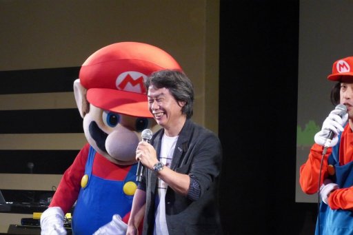 画像ギャラリー No.015のサムネイル画像 / マリオの誕生日に開催された「スーパマリオ30祭」をレポート。生みの親である宮本 茂氏,手塚卓志氏,近藤浩治氏がゲストともに30周年を祝福