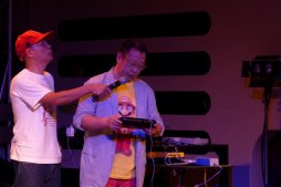 画像ギャラリー No.018のサムネイル画像 / マリオの誕生日に開催された「スーパマリオ30祭」をレポート。生みの親である宮本 茂氏,手塚卓志氏,近藤浩治氏がゲストともに30周年を祝福