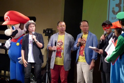 画像ギャラリー No.020のサムネイル画像 / マリオの誕生日に開催された「スーパマリオ30祭」をレポート。生みの親である宮本 茂氏,手塚卓志氏,近藤浩治氏がゲストともに30周年を祝福