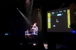 画像ギャラリー No.022のサムネイル画像 / マリオの誕生日に開催された「スーパマリオ30祭」をレポート。生みの親である宮本 茂氏,手塚卓志氏,近藤浩治氏がゲストともに30周年を祝福