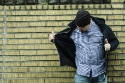 画像ギャラリー No.002のサムネイル画像 / KOG,「ゼルダの伝説」リンクとガノンの戦いをモチーフにしたパーカーが登場