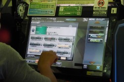 画像集#015のサムネイル/アーケードTCG「BASEBALL HEROES 2014」のロケテストが本日開始。100人を超えるファンが集まった会場の模様を,新要素の概要と共にお届け