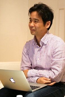 画像集#012のサムネイル/モバイルでゲームは少人数開発へ回帰するのか。「TERRA BATTLE」開発座談会レポート。え,プログラマも各デザイナーも1人ずつ?