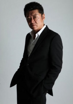 画像ギャラリー No.002のサムネイル画像 / 「龍が如く0」，芸能キャスト第1弾発表。俳優・小沢仁志さんの出演が決定