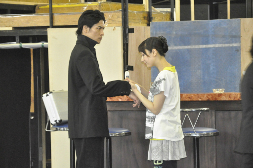 画像ギャラリー No.006のサムネイル画像 / 舞台「龍が如く」メディア向け公開稽古の模様をレポート。キャスト陣のハマり具合と制作陣の並々ならぬ意気込みを確認できた