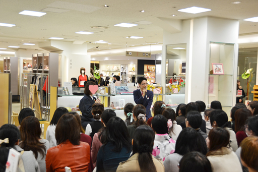 ���������꡼ No.004�Υ���ͥ������ / ��������з�����פȻ��۰���ð�Ρ��¡ɥ������3�ơ֤ᤤ�������Ź �Х�󥿥����ԡפΥ�ݡ��Ȥ��Ϥ�