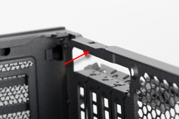 画像ギャラリー No.010のサムネイル画像 / 【PR】低負荷時にファン回転の止まるGTX 980カード「STRIX-GTX980-DC2OC-4GD5」を使って,超絶静かな小型ゲームPCを自作してみた