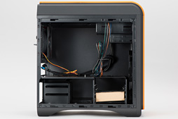 画像ギャラリー No.012のサムネイル画像 / 【PR】低負荷時にファン回転の止まるGTX 980カード「STRIX-GTX980-DC2OC-4GD5」を使って,超絶静かな小型ゲームPCを自作してみた