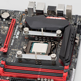 画像ギャラリー No.030のサムネイル画像 / 【PR】低負荷時にファン回転の止まるGTX 980カード「STRIX-GTX980-DC2OC-4GD5」を使って,超絶静かな小型ゲームPCを自作してみた