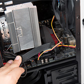 画像ギャラリー No.074のサムネイル画像 / 【PR】低負荷時にファン回転の止まるGTX 980カード「STRIX-GTX980-DC2OC-4GD5」を使って,超絶静かな小型ゲームPCを自作してみた