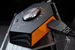 ���������꡼ No.012�Υ���ͥ������ / ��COMPUTEX�Ϥ��ꤲ�ʤ�������������ǥ������Ѥ򥲡����ž�Ѥ���������ɥ����ɡ�STRIX RAID�פ�ASUS�֡����Ǹ��������