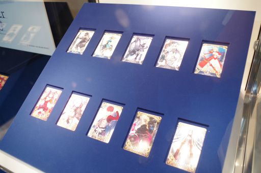 画像ギャラリー No.011のサムネイル画像 / 「Fate/Grand Order Arcade」の情報が明らかにされた「FGOゲストトーク」レポート。物理カードの写真も掲載
